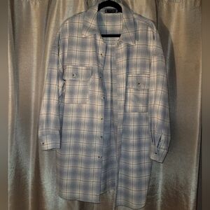 EUC C'est moi plaid blue shacket one size